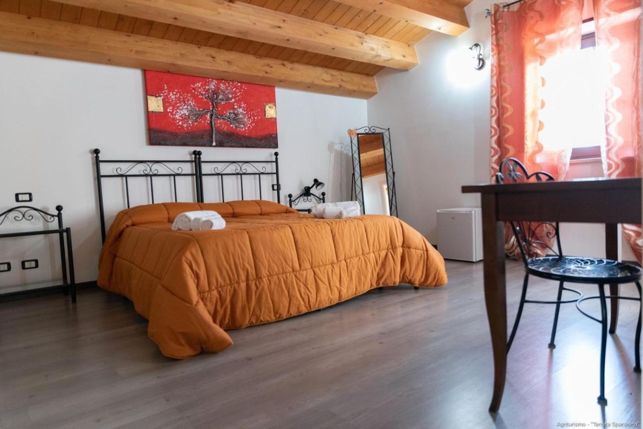 Agriturismo Tenuta Sparaceto Modica Luaran gambar